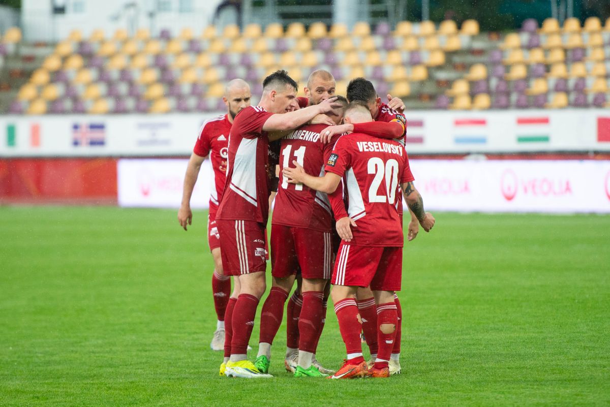 Futbalisti Dukly nedotiahli posledný zápas do víťazného konca, rozhodol gól v nadstavenom čase
